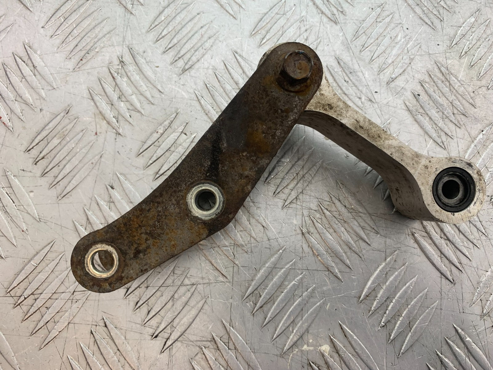 HONDA CBR600 CBR 600 FX FY REAR SHOCK LINKAGE   YEAR 1999-2000 (CMB1287)