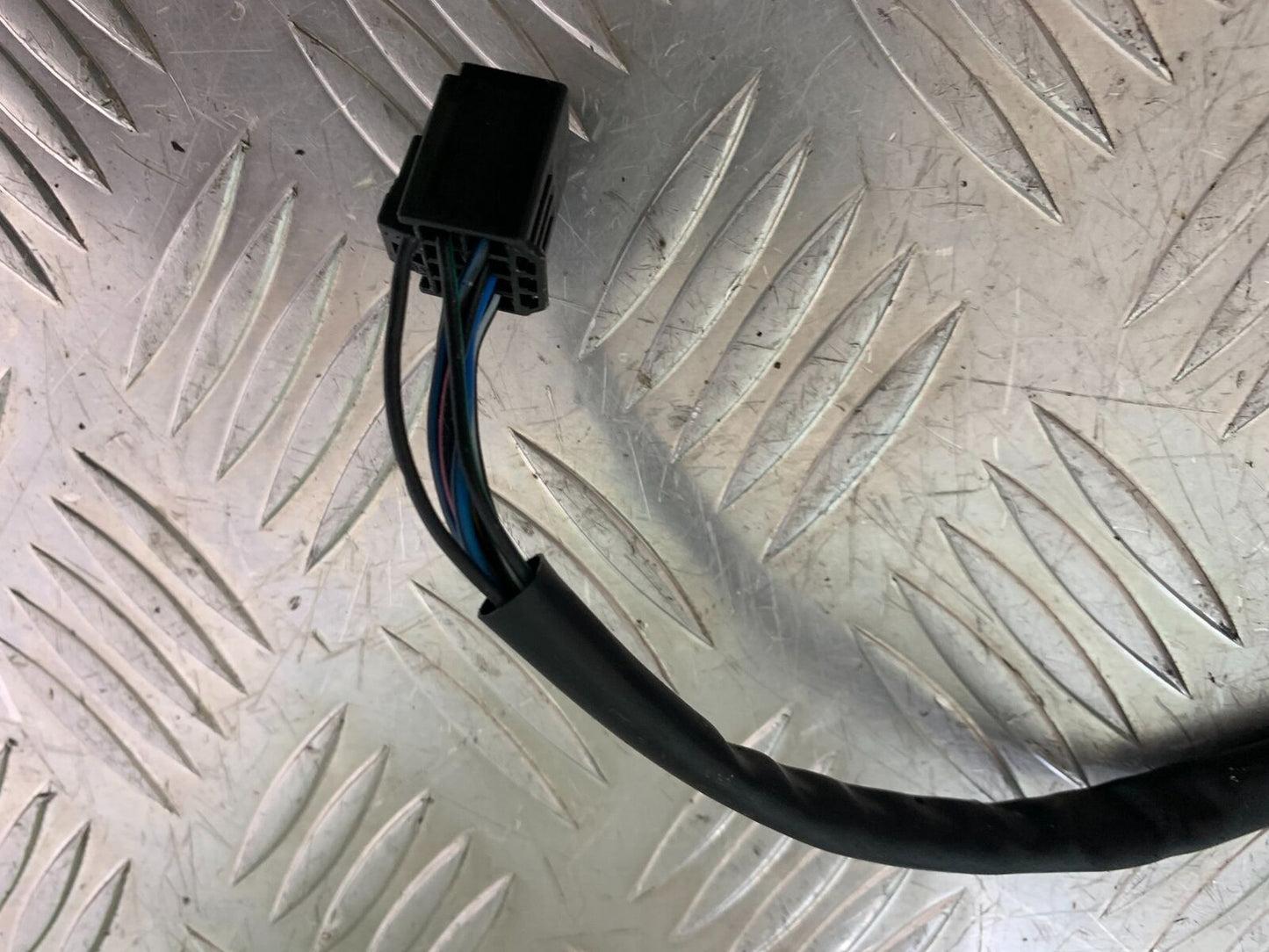 SUZUKI SV650 X SV 650 X RIGHT SWITCH GEAR  YEAR 2018-2022  (CMB1081)
