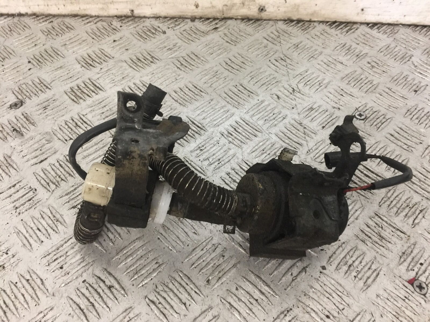KAWASAKI ZX9R ZX9 E1 PETROL PUMP  YEAR 2000 (STOCK 795)
