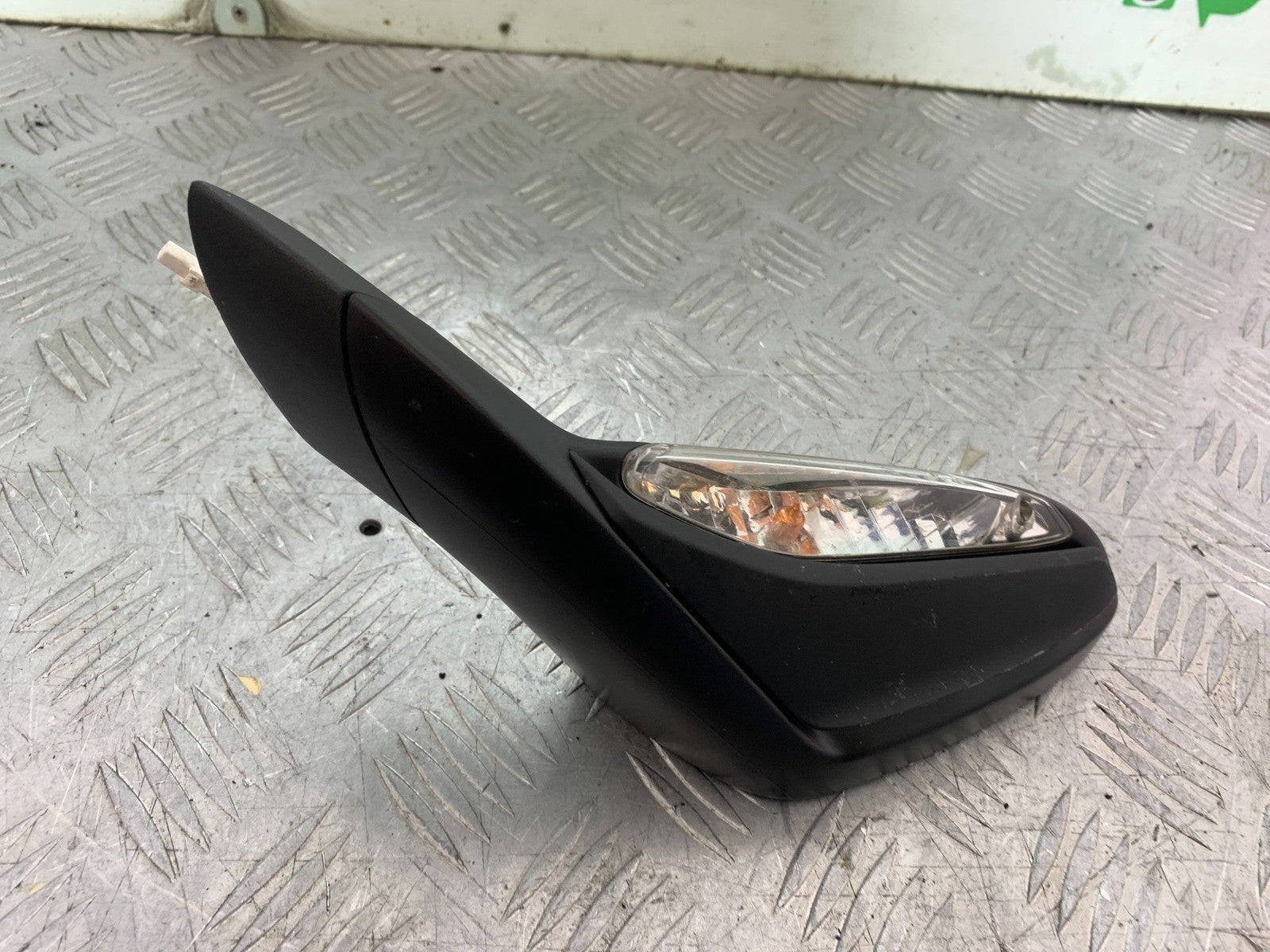 MV AGUSTA 675 F3 RIGHT MIRROR  YEAR 2012-2016 (CMB1302)