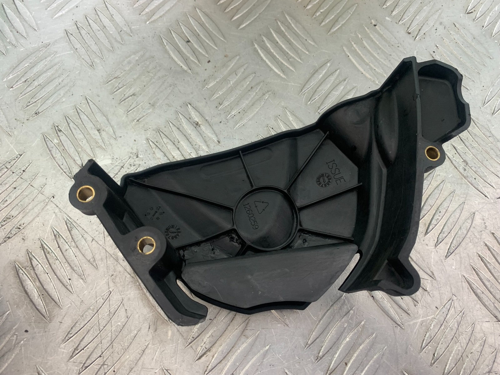 TRIUMPH 675 STREET TRIPLE SPROCKET COVER  2013-2016 (CMB1186)
