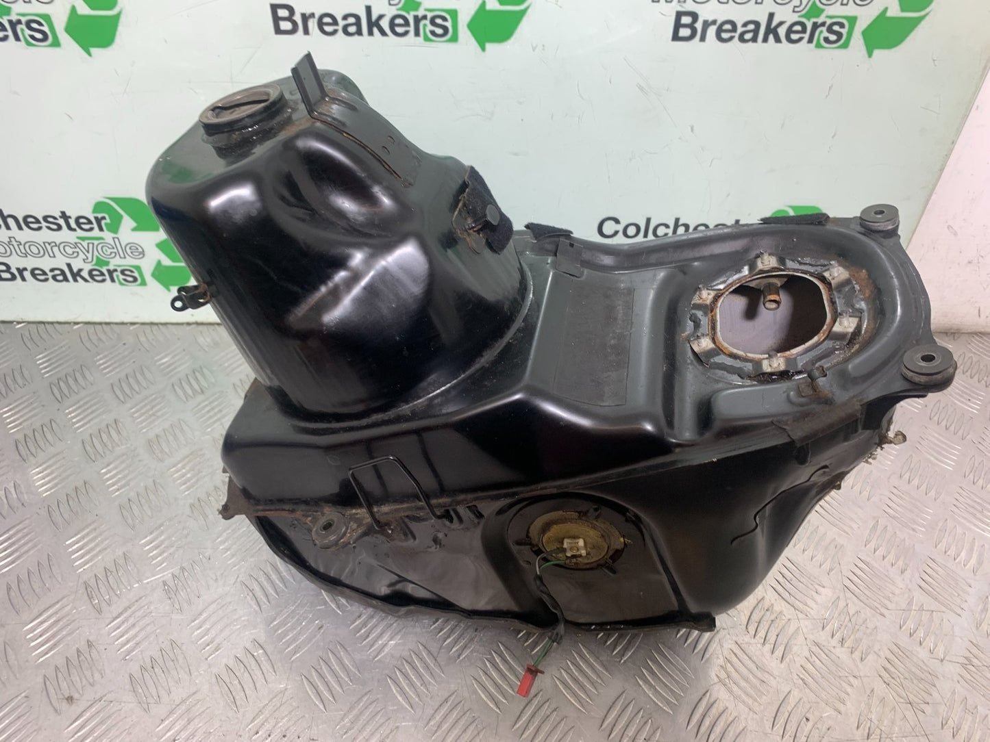 HONDA ST1100 PAN EUROPEAN PETROL TANK  YEAR 1993-2001 (CMB1195)