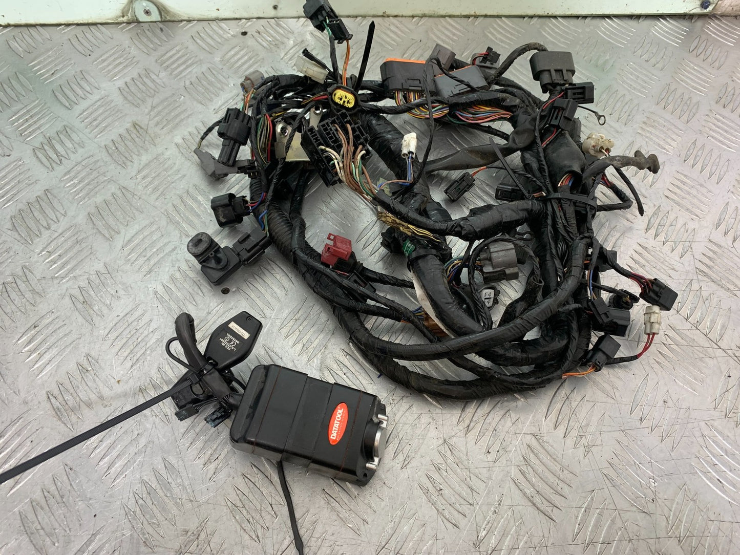 KAWASAKI ZX10R ZX10 R WIRING LOOM 2008-2010 (CMB1301)