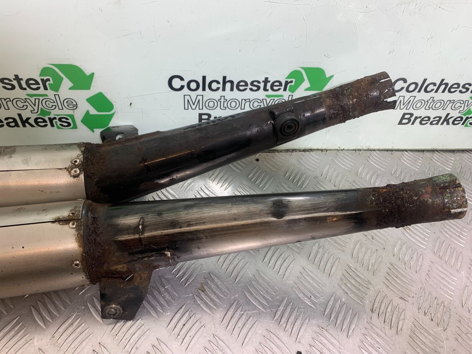 YAMAHA FJ1100 FJ 1100 EXHAUST  YEAR 1984-1985 (CMB1101)