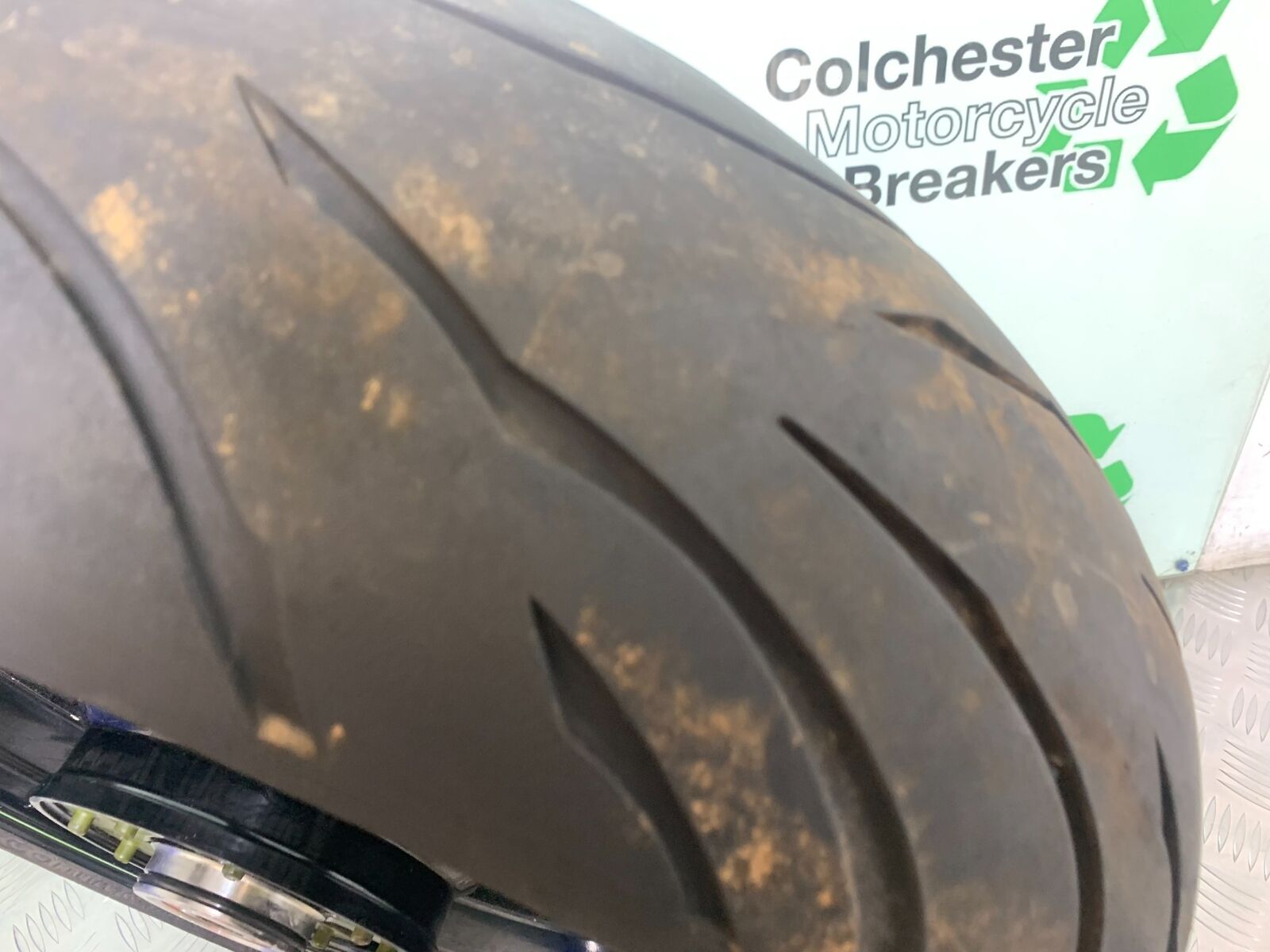 KAWASAKI Z1000 Z 1000 SX REAR WHEEL  YEAR 2011-13 (CMB1000)