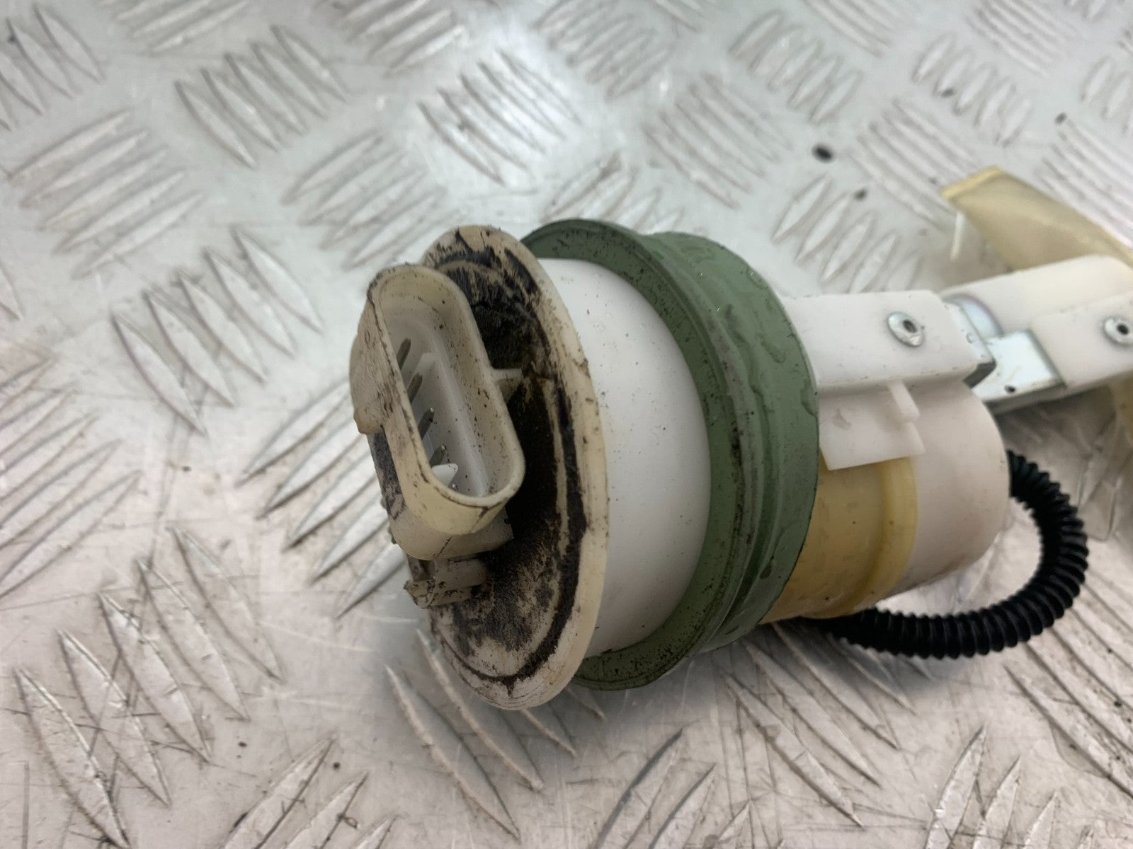 PIAGGIO VESPA GTS 125 PETROL PUMP YEAR 2009-14  (CMB1261)
