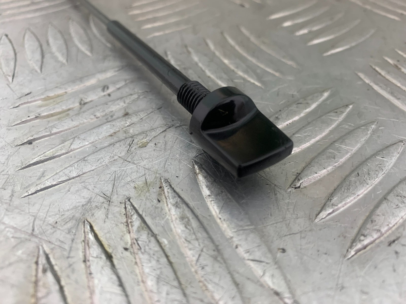 HONDA CBR1000 RR FIREBLADE OIL LEVEL DIPSTICK  2008-2011 (CMB1179)