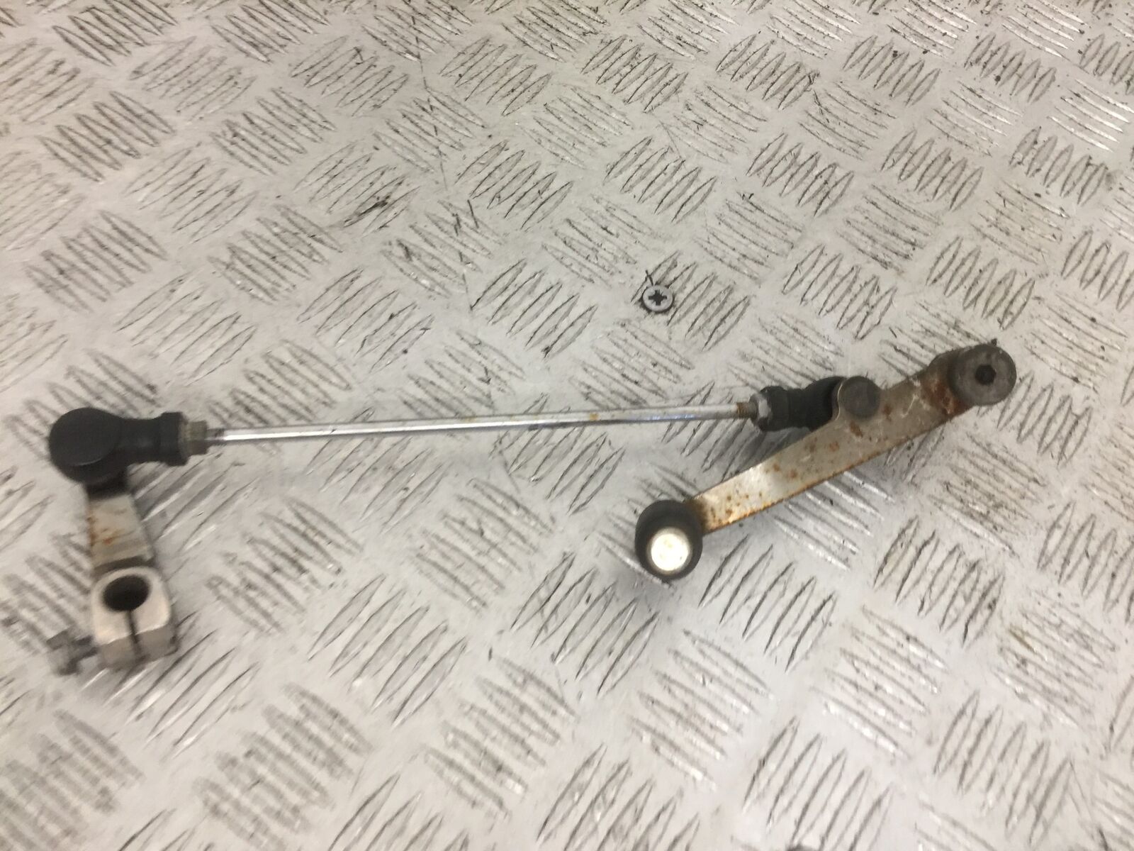 HONDA CB600 CB 600 F-9 HORNET GEAR LEVER   2009 (STOCK 869)