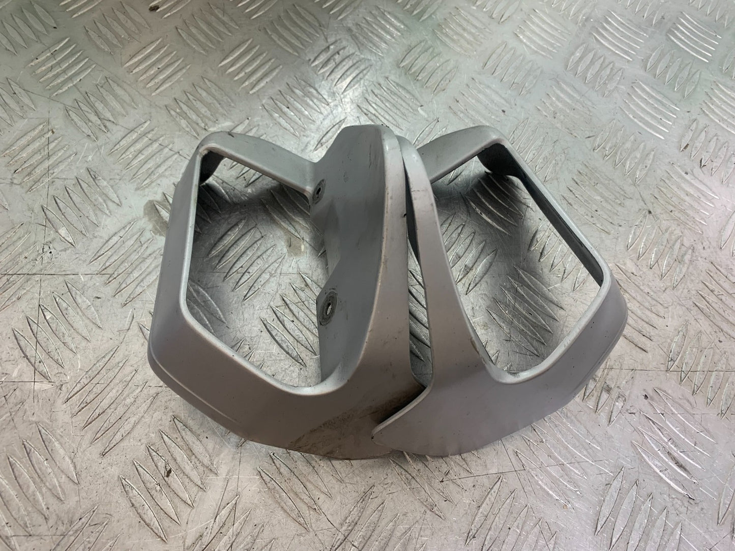 BMW R850 R R850R OIL COOLER COVERS   YEAR 1994-2002 (CMB1170)