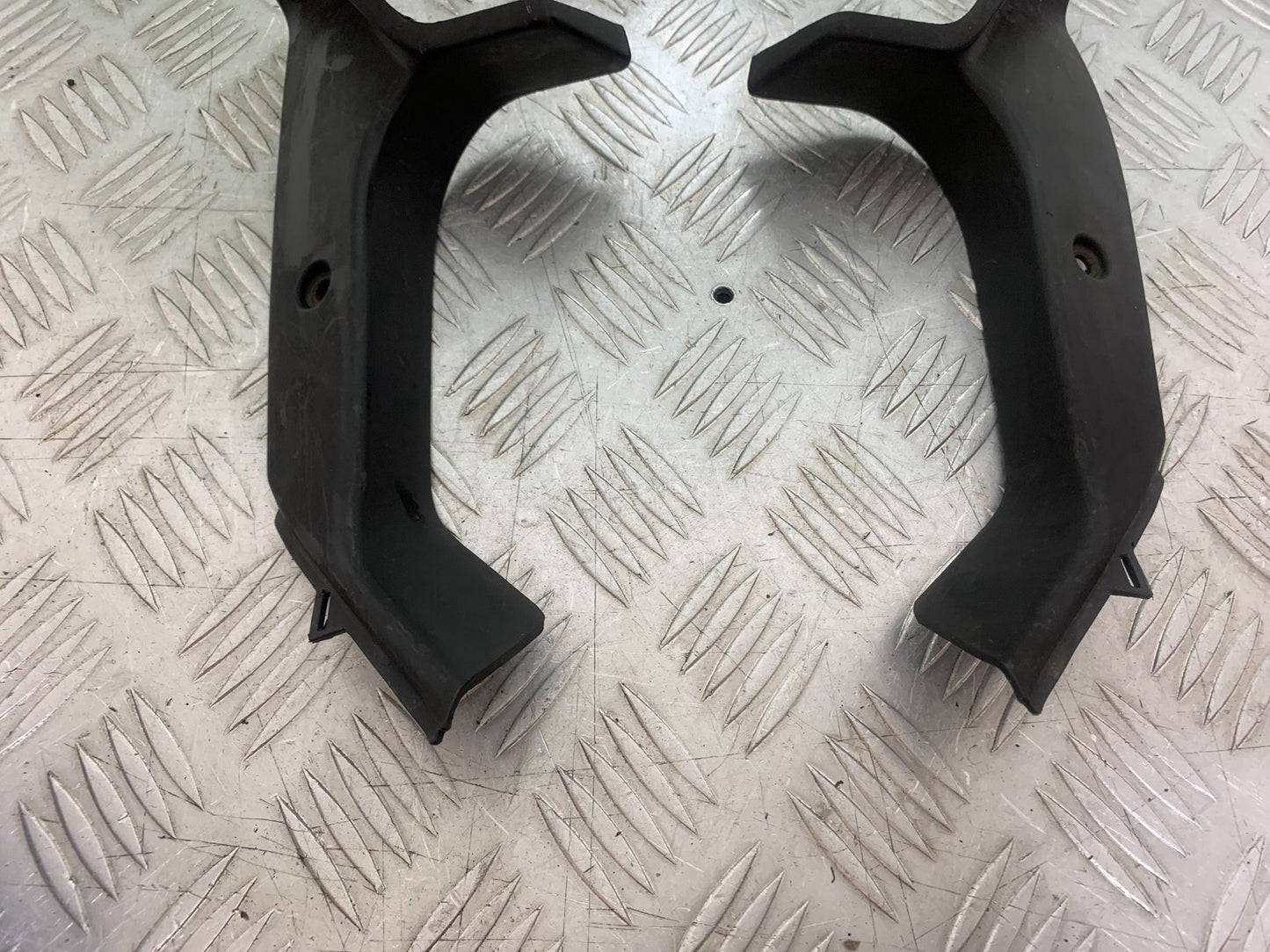 HONDA CBF125 CBF 125 LEFT AND RIGHT TOP FAIRING INFILLS   YEAR 2009-14 (CMB1182)