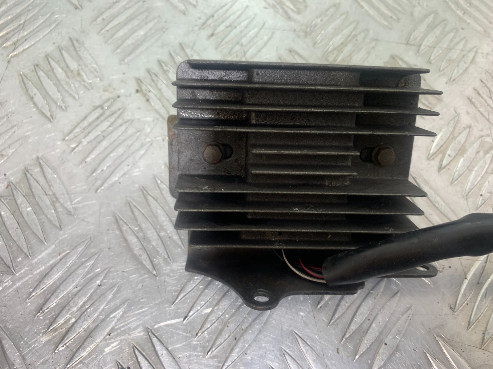 SUZUKI GSF650 GSF 650 REGULATOR YEAR 2007-2009  (CMB1161)