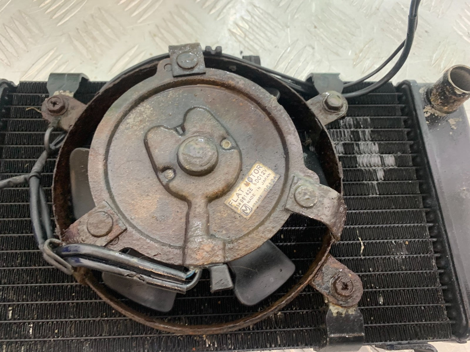 HONDA NT650 V DEAUVILLE RADIATOR AND FAN  YEAR 1999 (CMB1268)