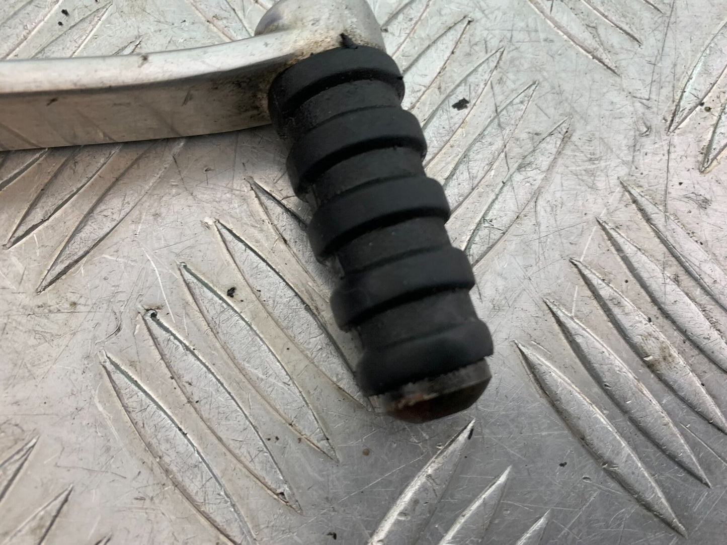TRIUMPH THUNDERBIRD 1600 GEAR LEVER  YEAR 2011 (CMB1107)
