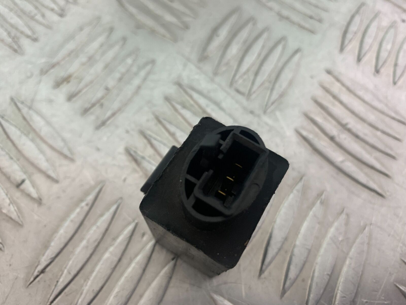 HONDA CBR600 CBR 600 F2 RELAY   YEAR 1991-1994(CMB1133)