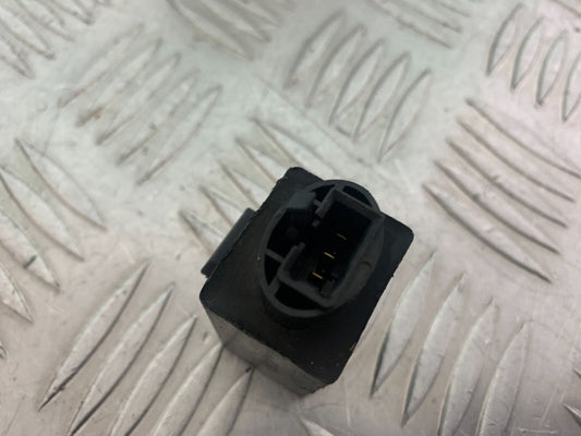 HONDA CBR600 CBR 600 F2 RELAY   YEAR 1991-1994(CMB1133)