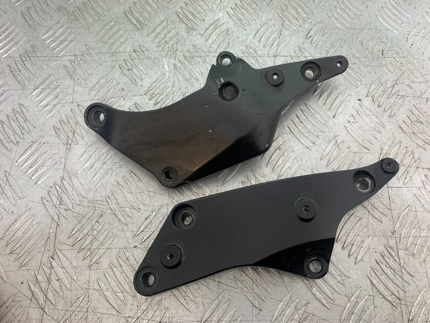 KAWASAKI ZX10R ZX10 R ENGINE MOUNTS    2008-2010 (CMB1206)