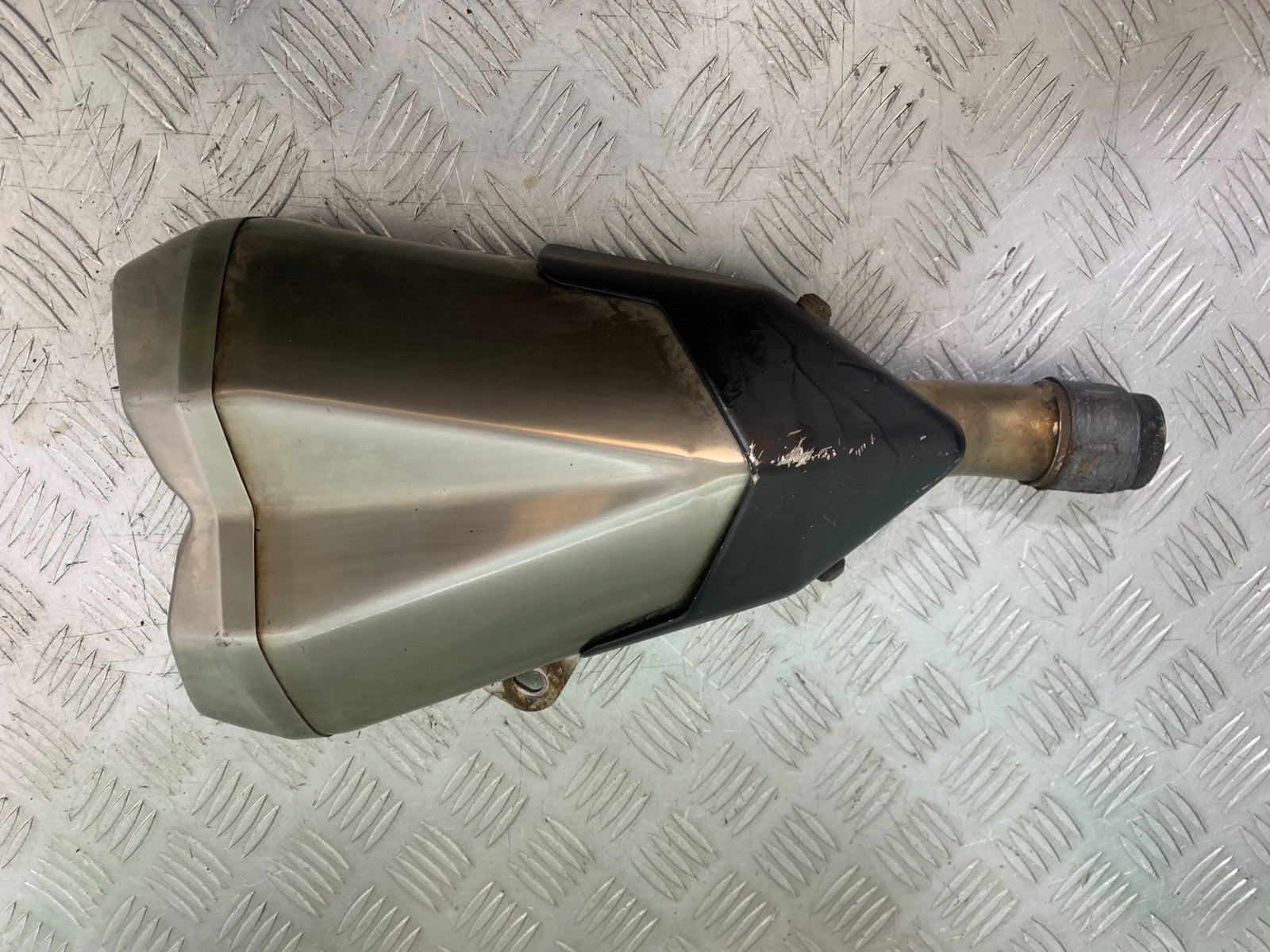 KAWASAKI Z1000 SX LEFT SILENCER  YEAR 2014-16 (CMB1264)
