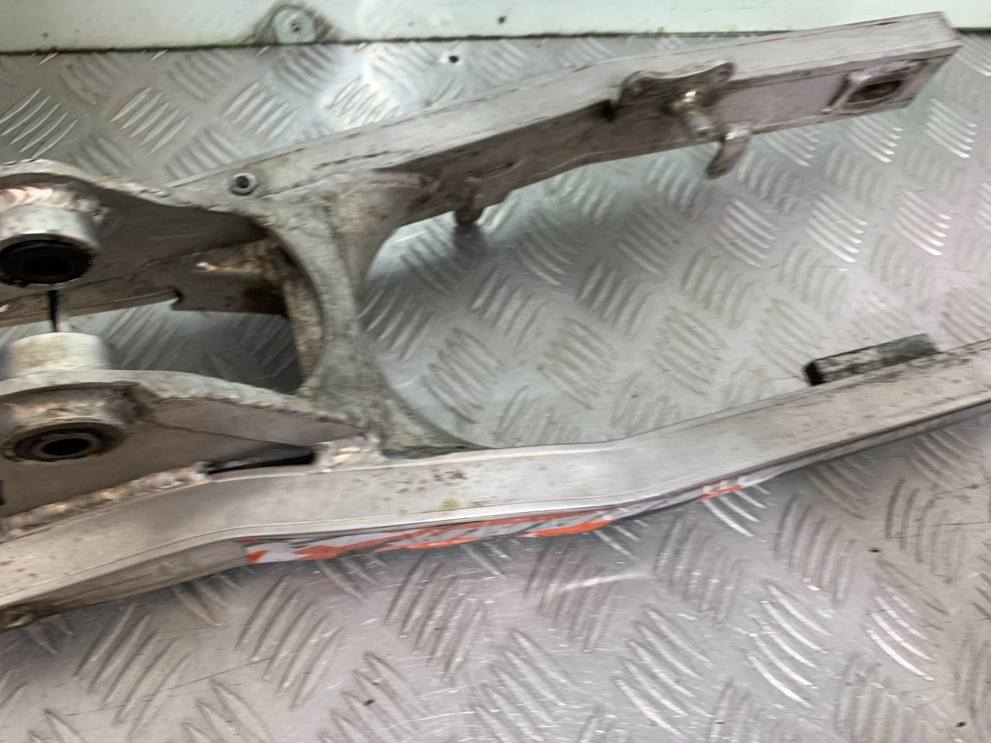 QINGQI QM125 GY-2B SWINGARM  YEAR 2016 (CMB1228)