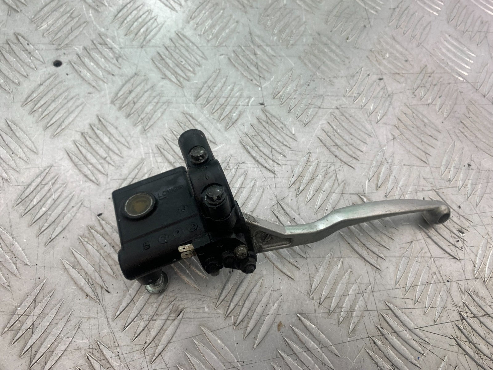 SUZUKI AN 200 UH 200 FRONT MASTER CYLINDER  YEAR 2007-2009 (CMB1256)
