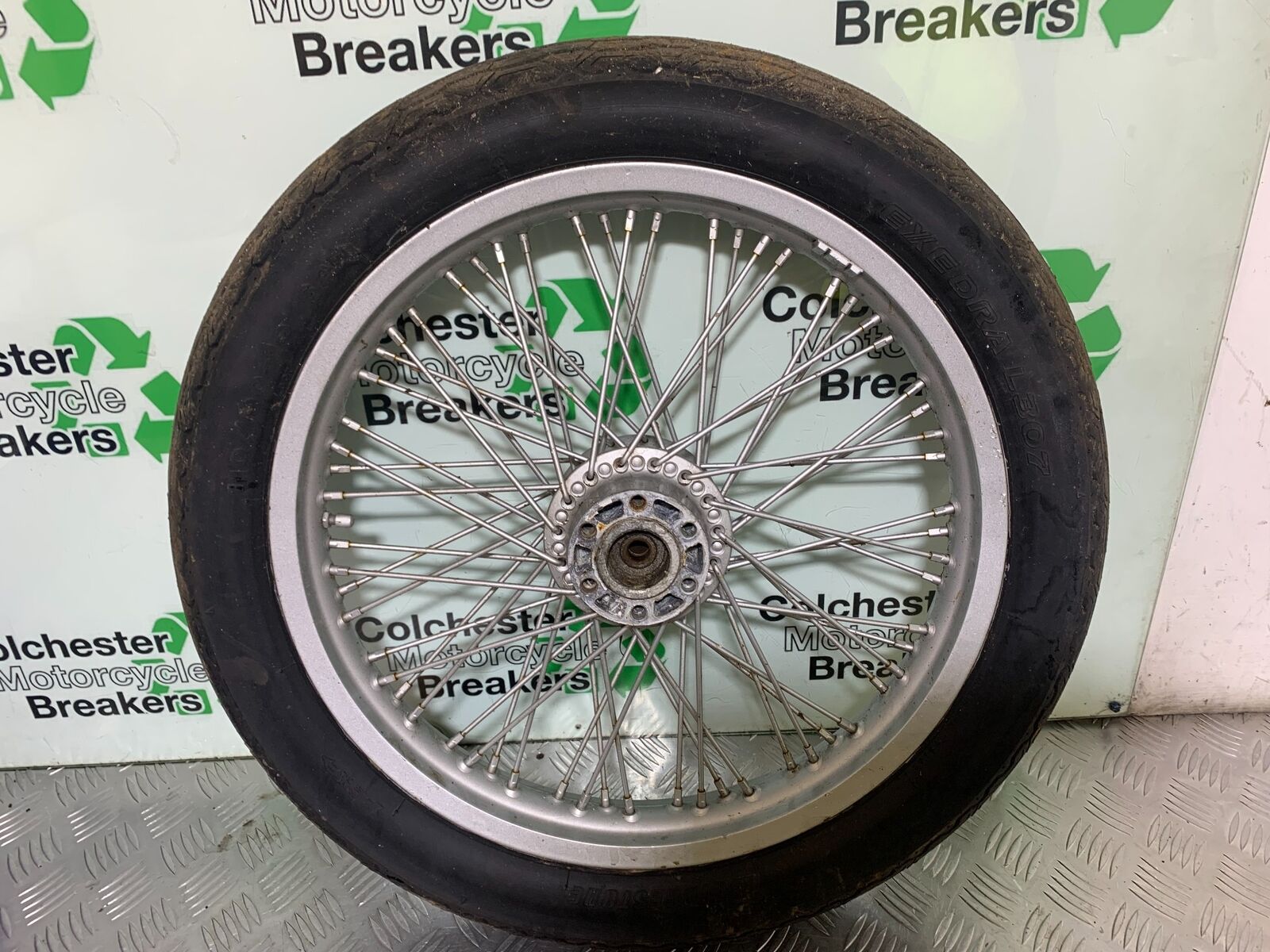 SUZUKI VS1400 VS 1400 INTRUDER FRONT WHEEL  YEAR 1988 (CMB1077)