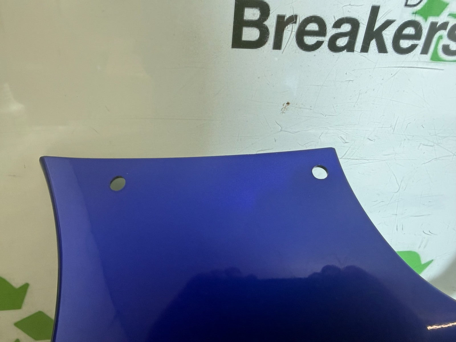 SUZUKI GSX750F GSX 750 F LEFT LOWER FAIRING COWL YEAR 1998 - 2005