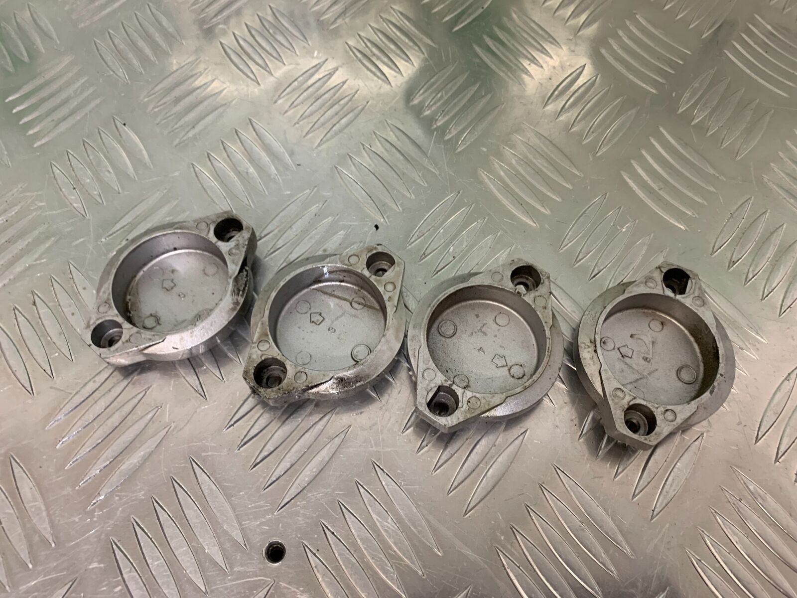 YAMAHA FZS600 FAZER 600 CYLINDER HEAD COVERS YEAR 1998-2001 (STOCK 958)