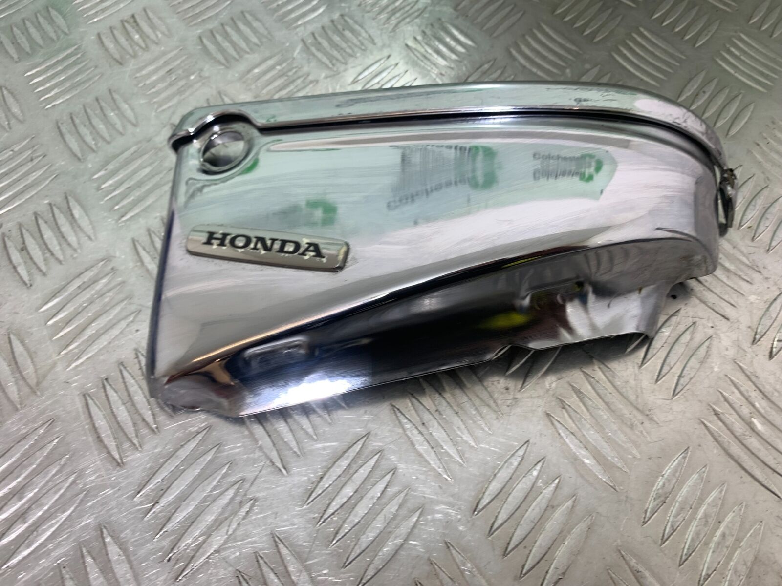 HONDA VT1100 C SHADOW SPIRIT RIGHT SEAT SIDE PANEL  2002-2003 (CMB1035)