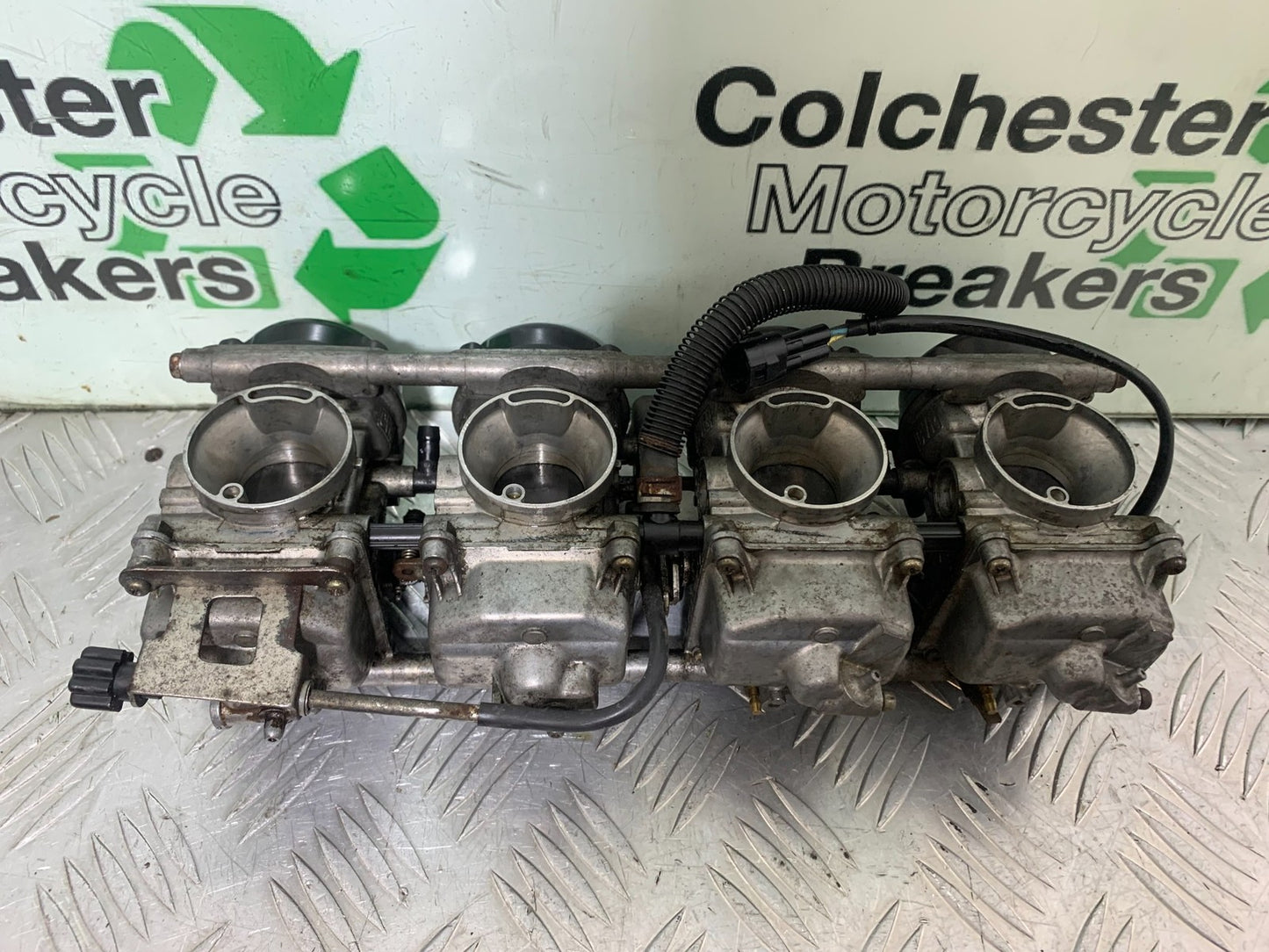 SUZUKI GSF600 GSF 600 BANDIT CARBS (SEIZED SOLD AS PARTS)   2000-2004 (CMB1269)