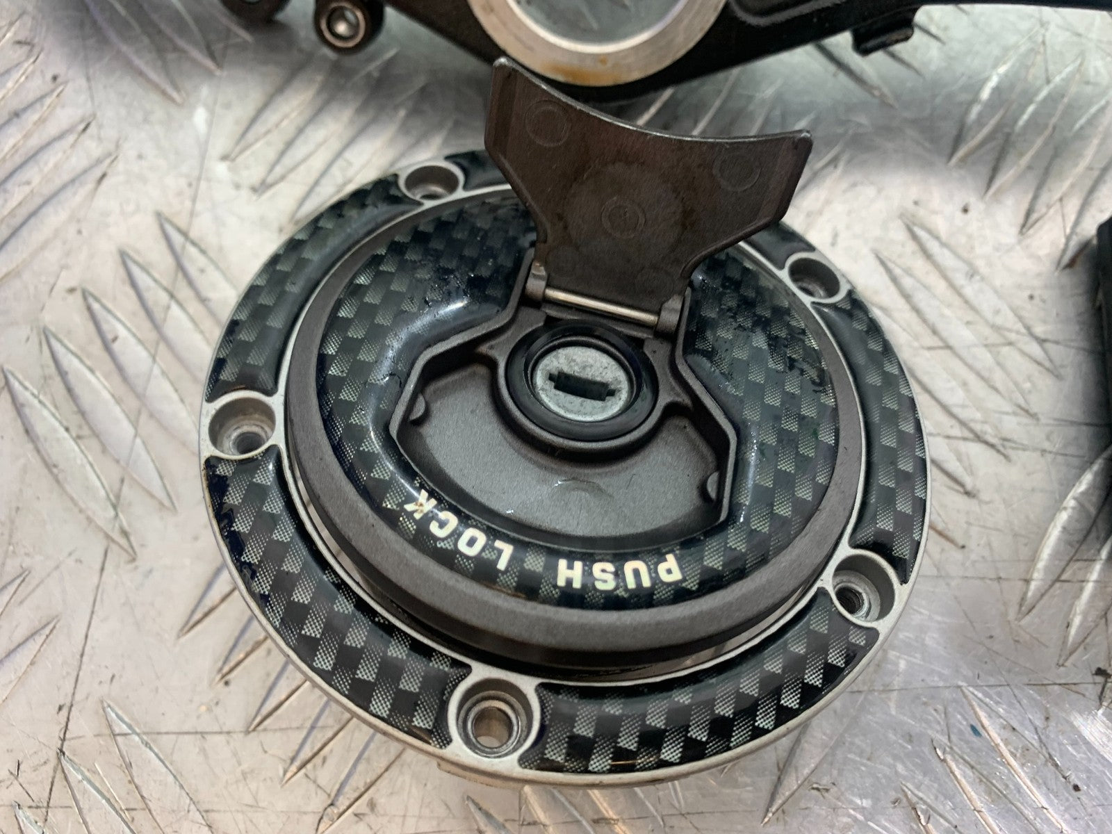 HONDA CBR1000 rr FIREBLADE ECU LOCKS KEY TOP YOKE  YEAR 2012-2016 (CMB1198)