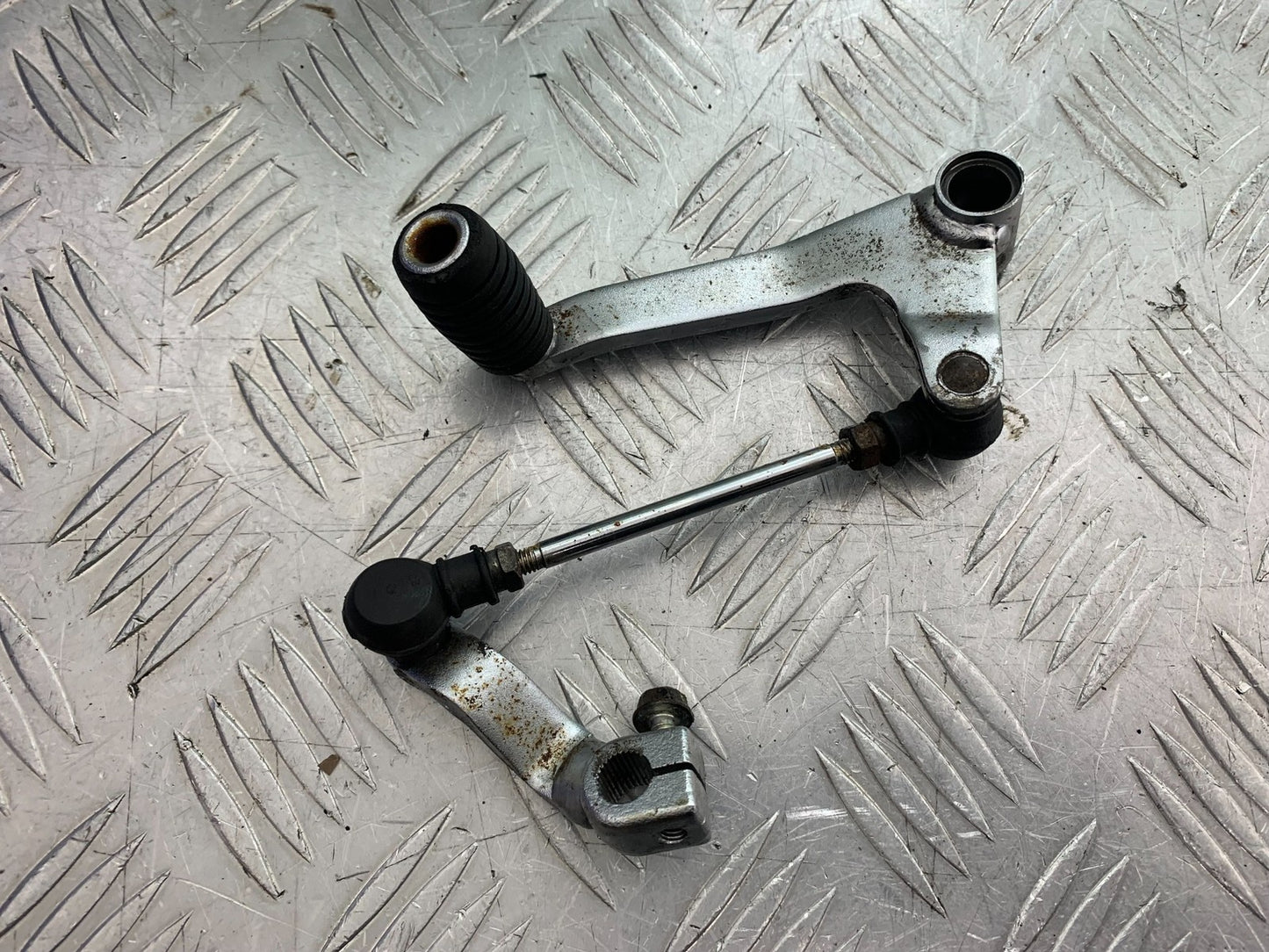 HONDA NT 700 V DEAUVILLE GEAR LEVER  YEAR 2006-2010 (CMB1298)