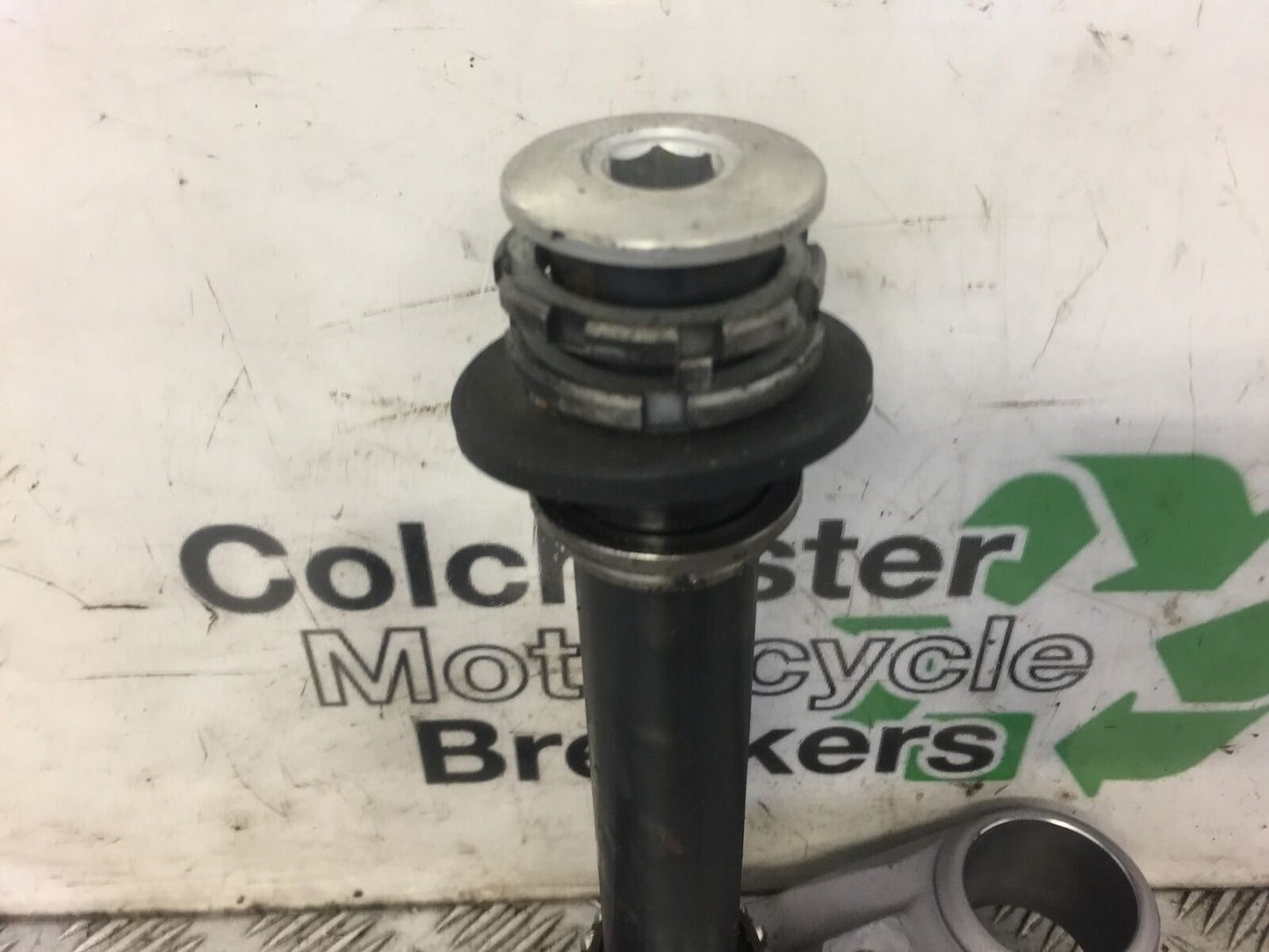 MOTO GUZZI SPORT 4V BOTTOM YOKE  YEAR 2009 (STOCK 469)