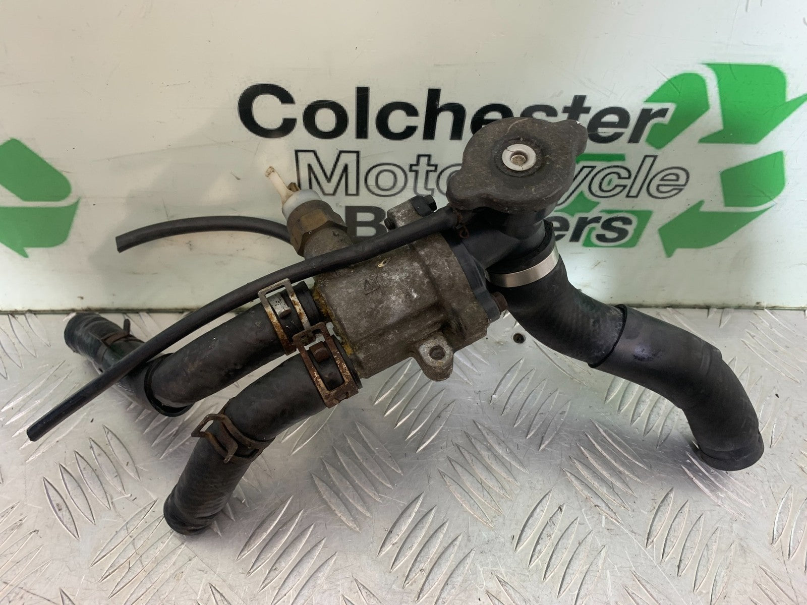 YAMAHA FZS600 FAZER 600 THERMOSTAT  YEAR 1998-2001 (CMB1267)