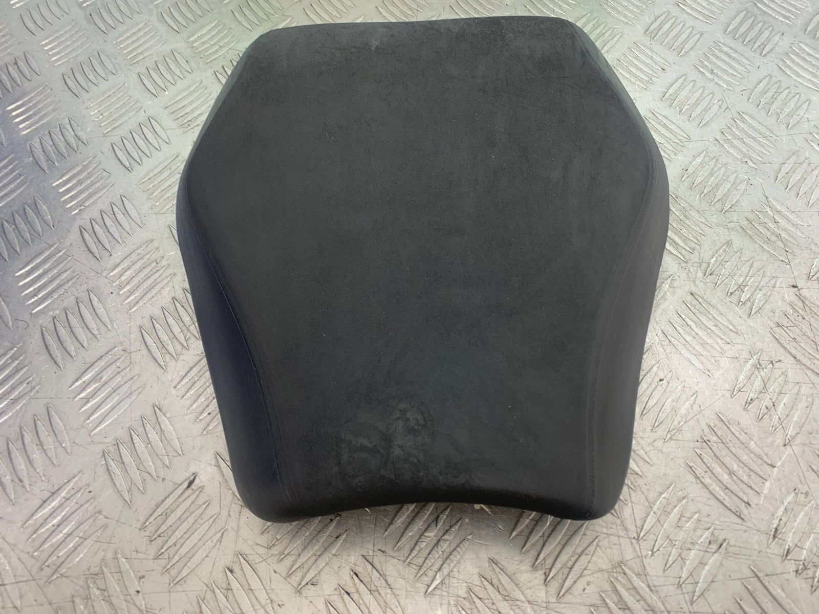 KTM 1290 SUPER DUKE R FRONT SEAT  YEAR 2020-2024 (CMB1272)