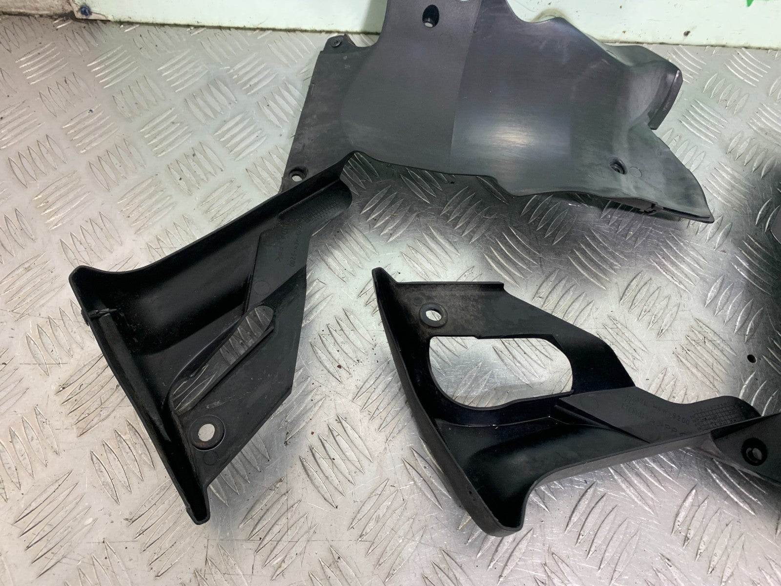HONDA NT 700 V DEAUVILLE LEFT & RIGHT INNER INFILLS  YEAR 2006-2010 (CMB1298)