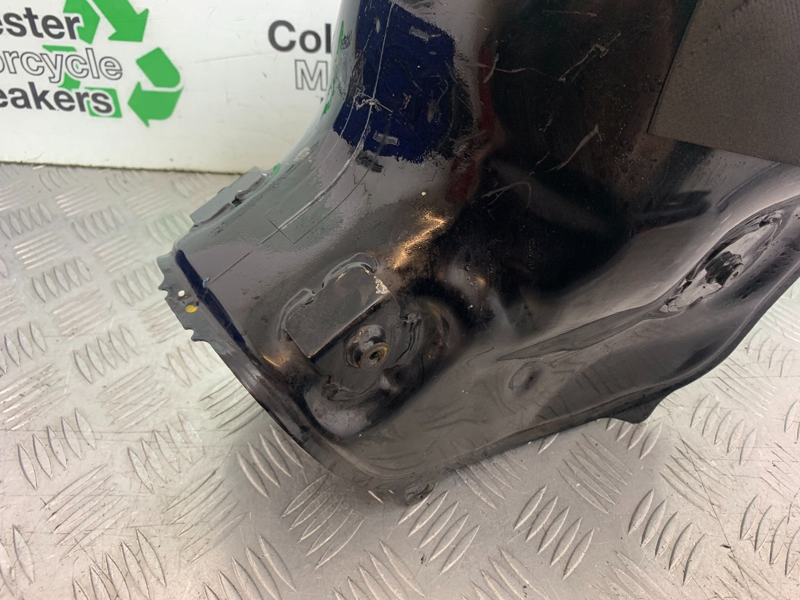 HONDA CBR1000 rr FIREBLADE PETROL TANK  2008-2011 (CMB1253)