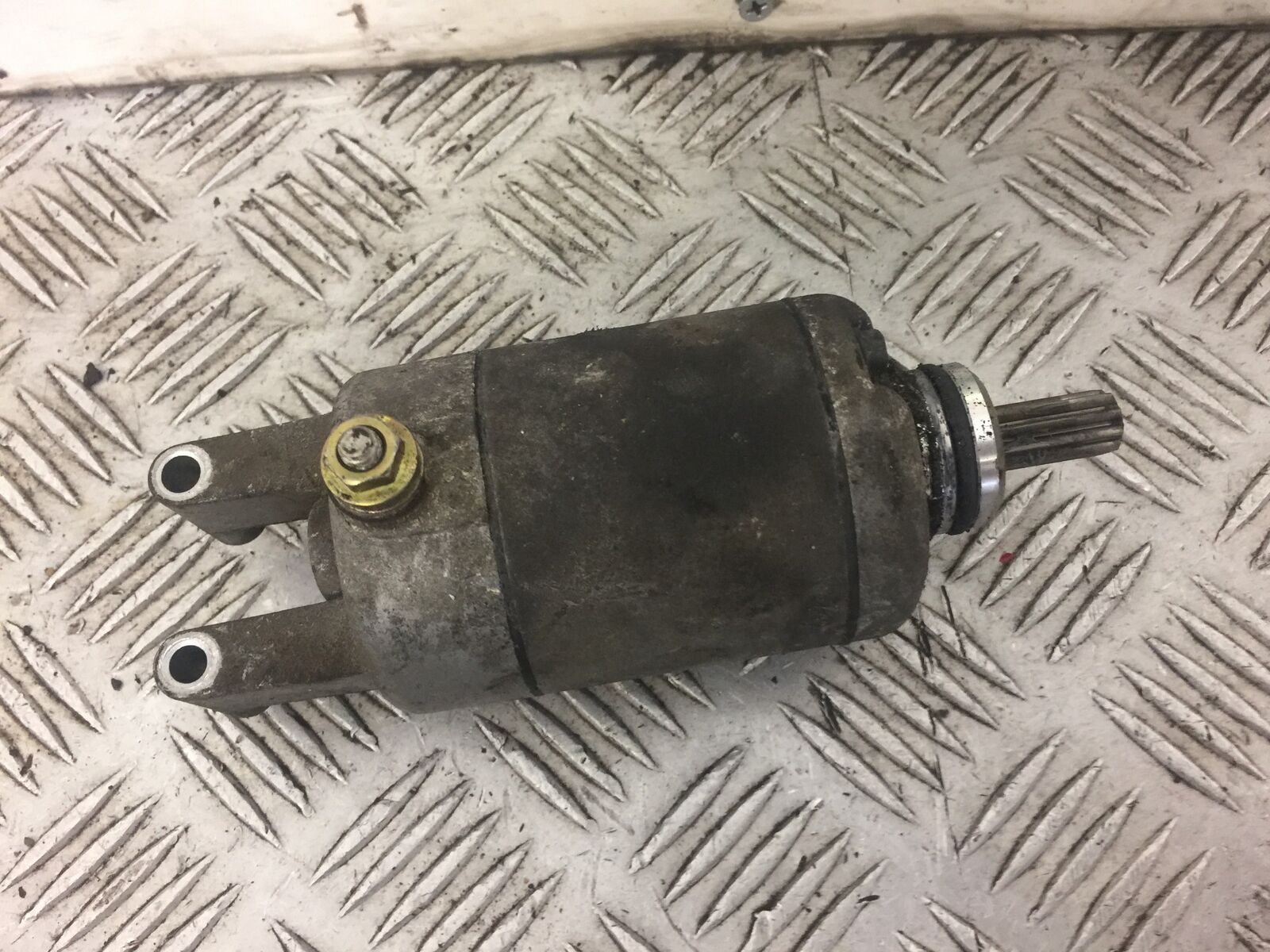 YAMAHA FZ6 STARTER MOTOR  YEAR 2005 (STOCK 473)