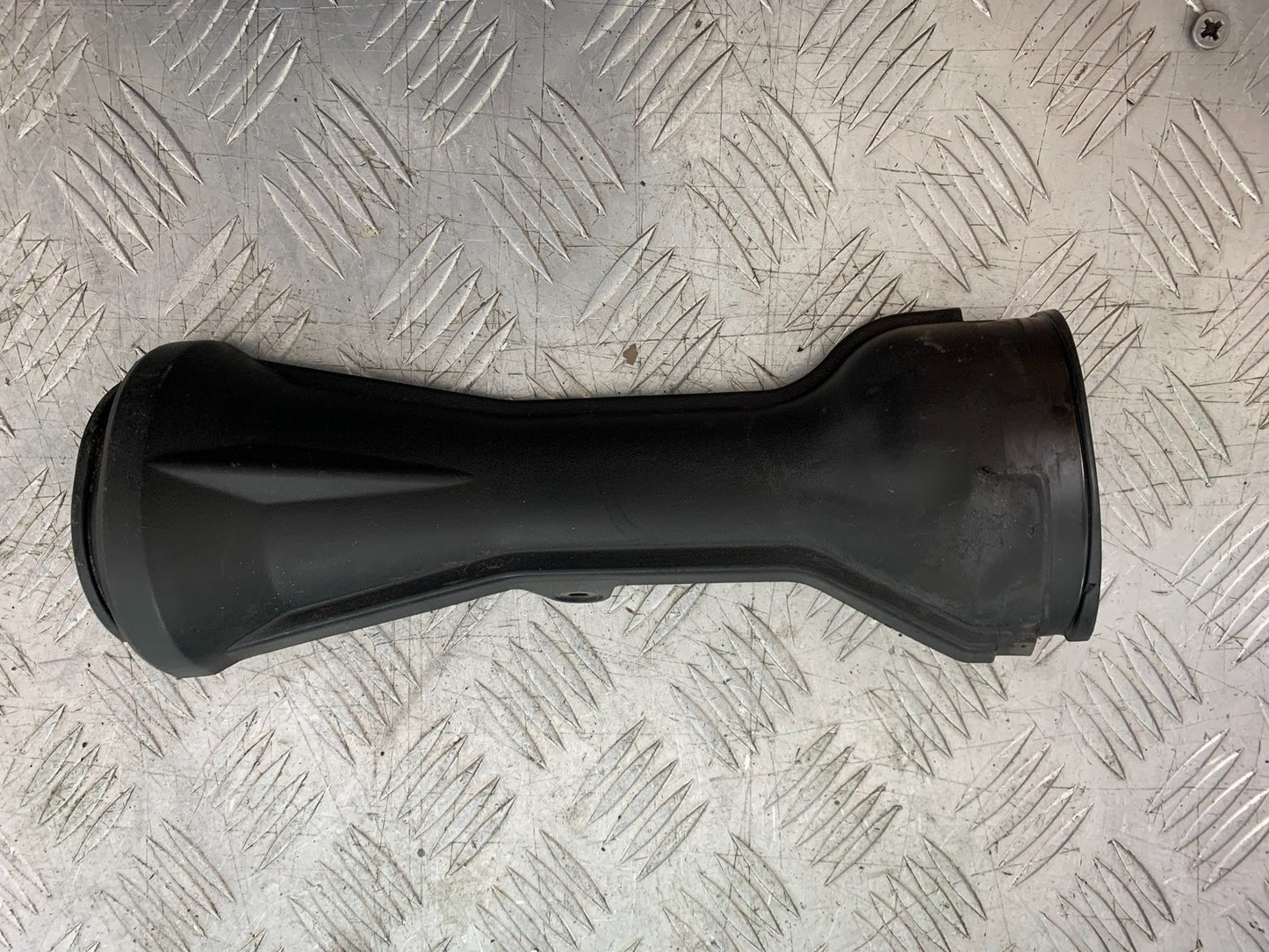 KAWASAKI GTR1400 GTR 1400 SWINGARM COVER   YEAR 2007-2009 (CMB1306)