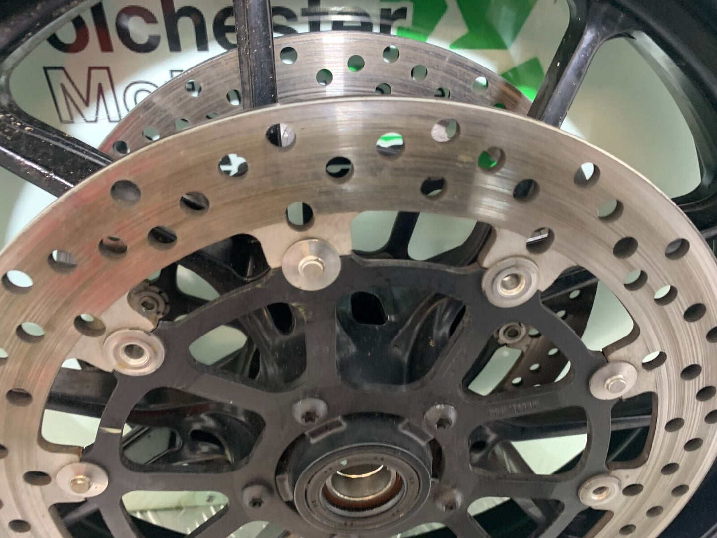 DUCATI STREETFIGHTER 848 FRONT WHEEL AND DISCS   YEAR 2011-2016 (CMB1050)