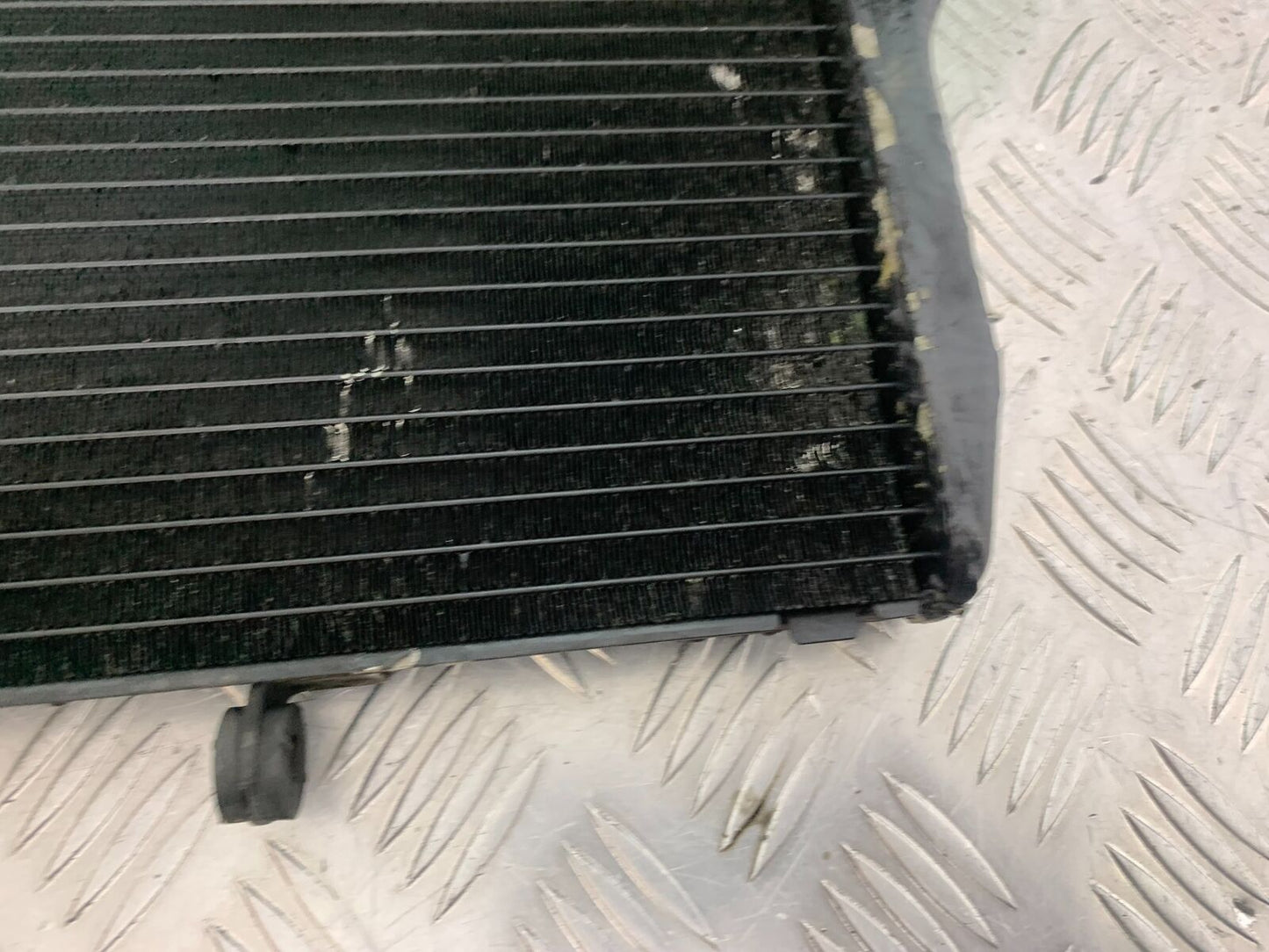 HONDA CBR1100 BLACKBIRD RADIATOR  YEAR 1999-2005 (CMB1103)