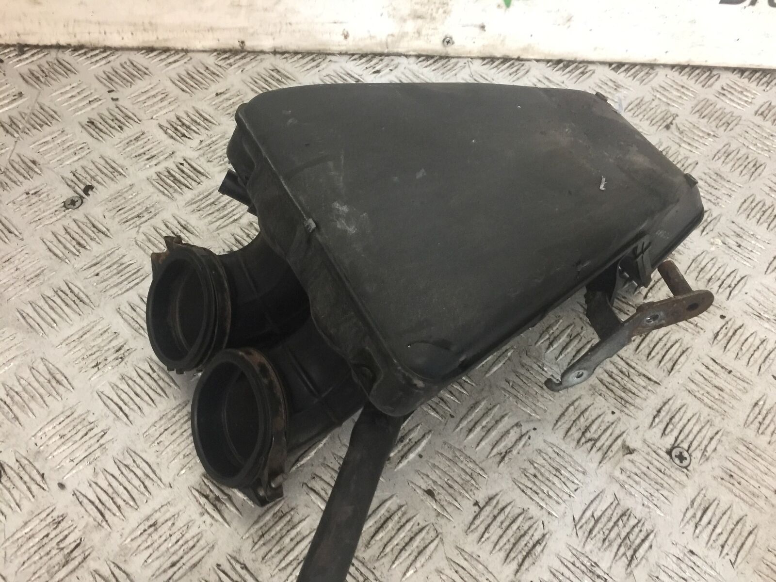 HONDA CBR600 CBR 600 AIR DUCT  YEAR 1996 (STOCK 798)