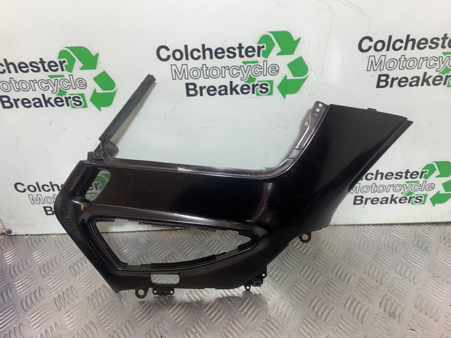 HONDA ST1100 PAN EUROPEAN RIGHT MIDDLE FAIRING  YEAR 1993-2001 (CMB1195)