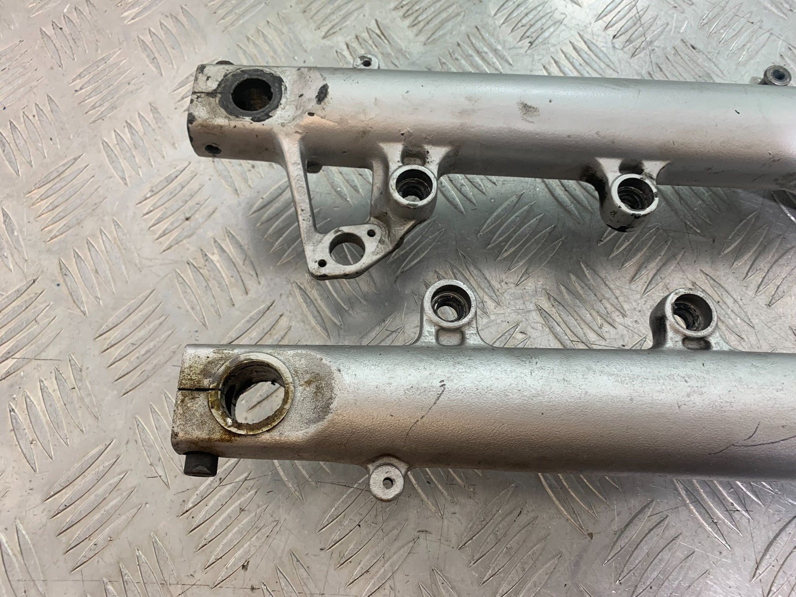 BMW R850 R R850R  FORKS  YEAR 1994-2002 (CMB1170)
