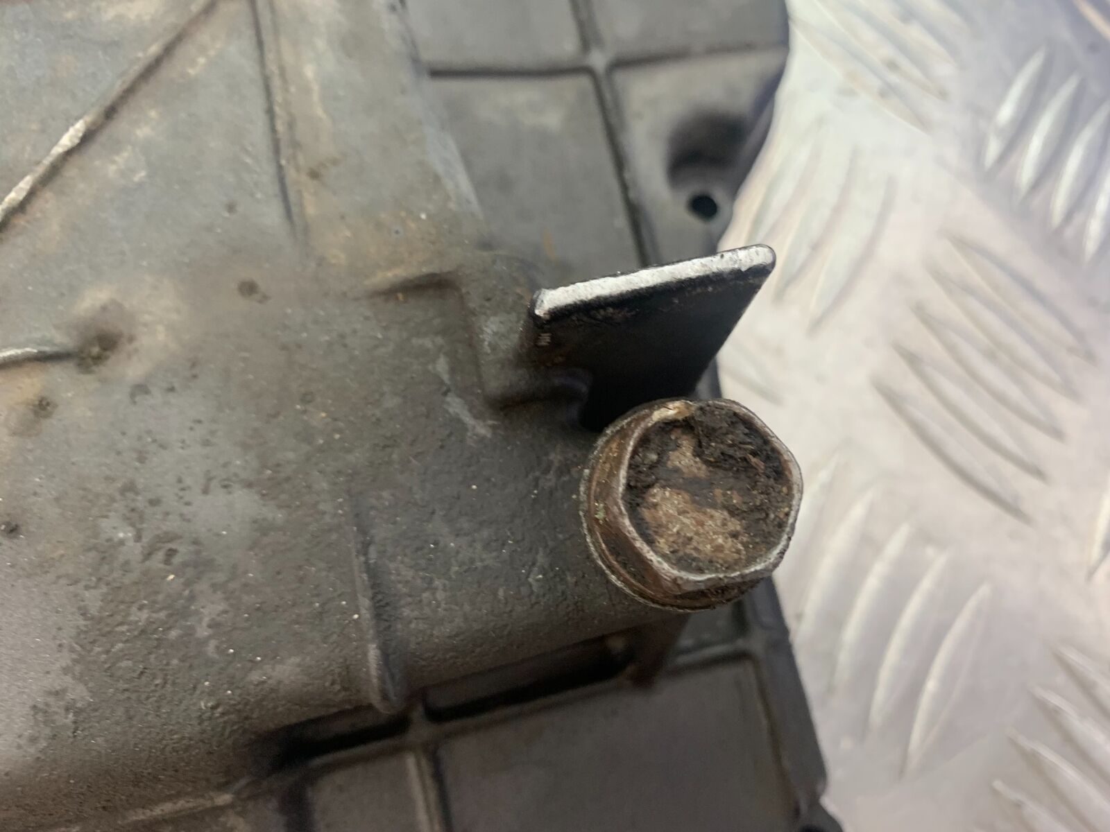 HONDA CBF600 CBF 600 SUMP  YEAR 2004 -07  (STOCK 965)