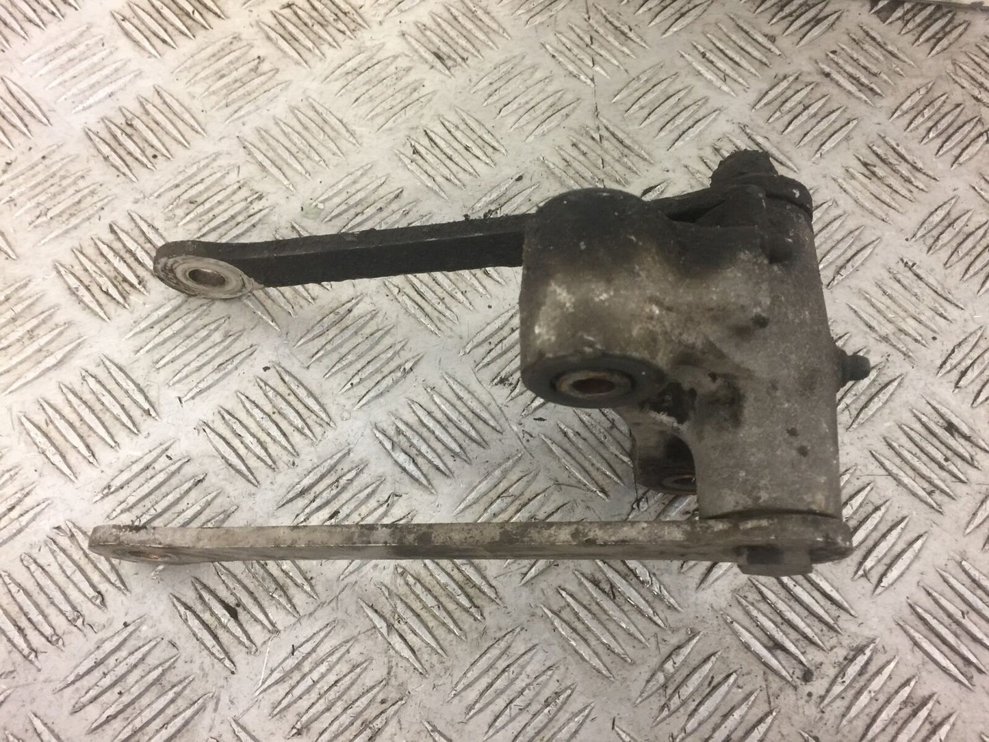 KAWASAKI ZX6R ZX636 REAR SHOCK LINKAGE  YEAR 2002  (STOCK 484)