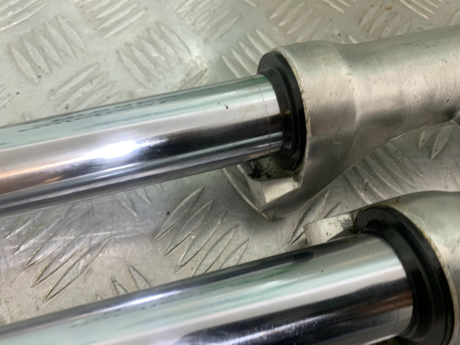 YAMAHA XV1100 XV 1100 VIRAGO FORKS  1990-1999 (CMB1190)