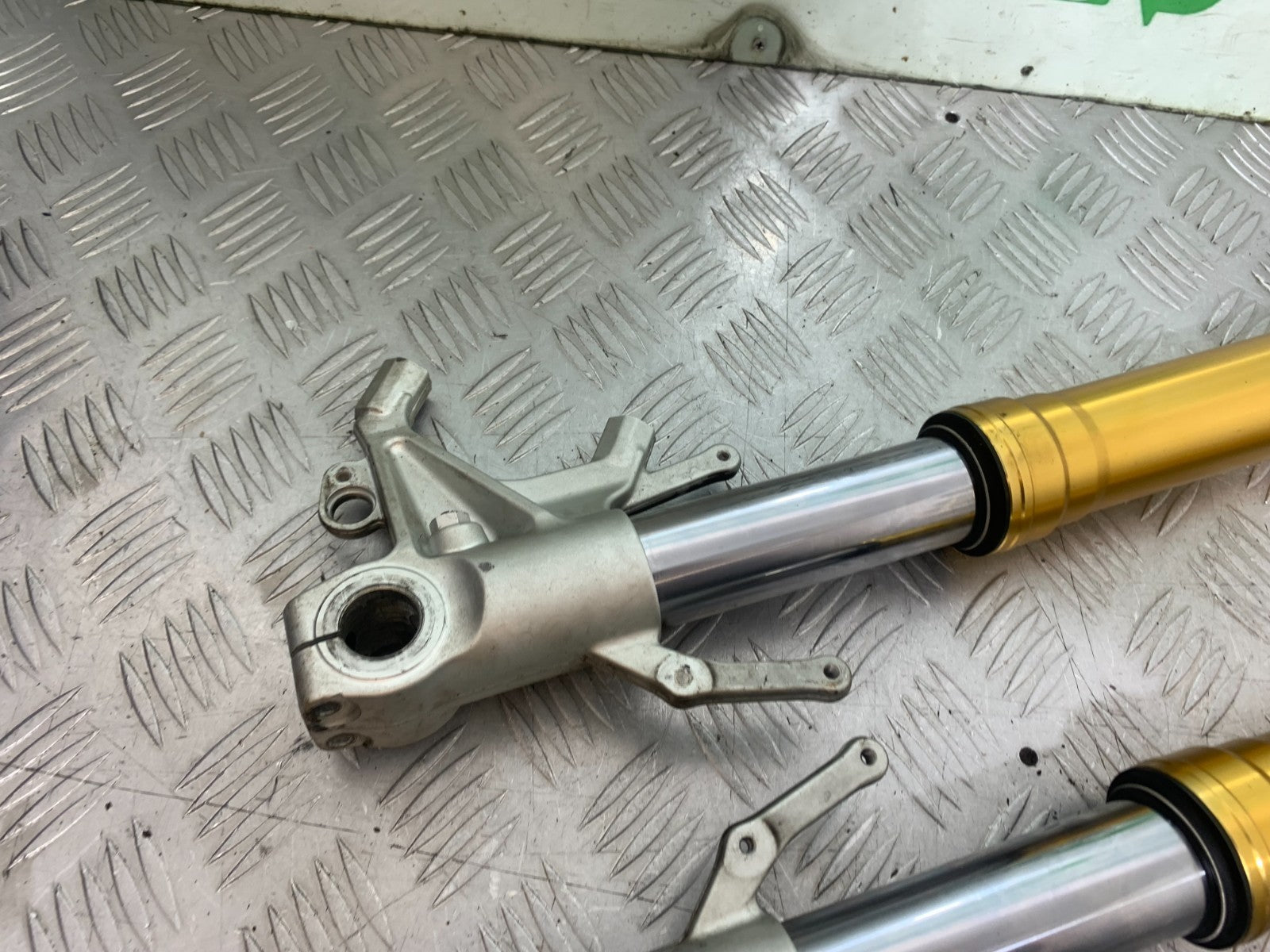 APRILIA TUONO 1000 V4R FORKS   YEAR 2011-13  (CMB1331)
