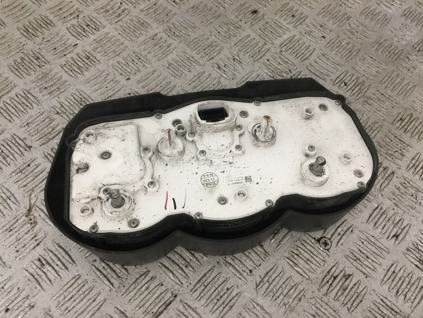 TRIUMPH 1050 SPRINT CLOCKS SPEEDO DASH  YEAR 2004-2007 (STOCK 888)