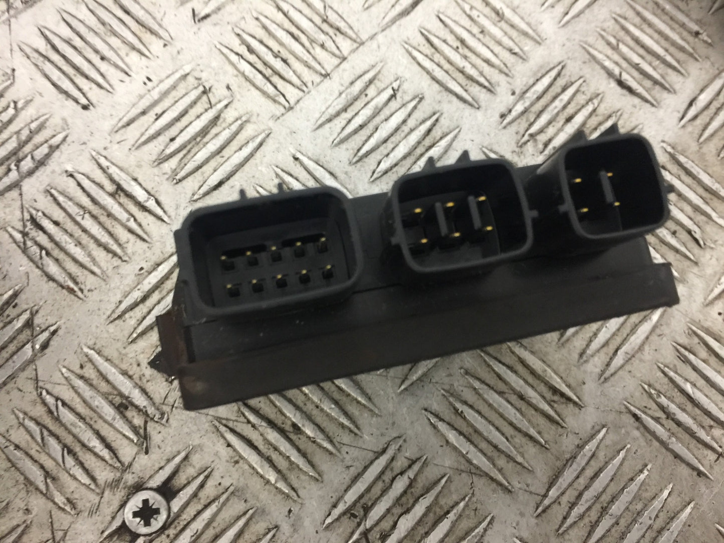 KAWASAKI VN 650 VULCAN MAIN RELAY   YEAR 2017-2021 (STOCK 705)