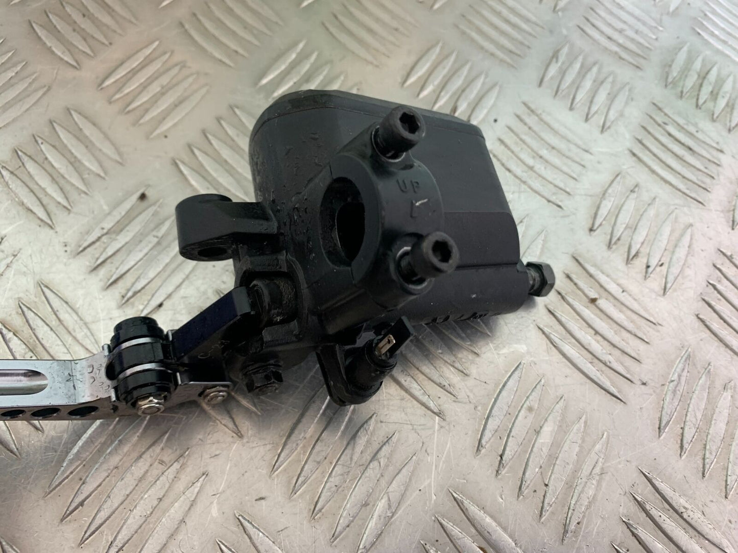 APRILIA SL750 SL 750 SHIVER CLUTCH MASTER CYLINDER   YEAR 2012 (CMB1074)