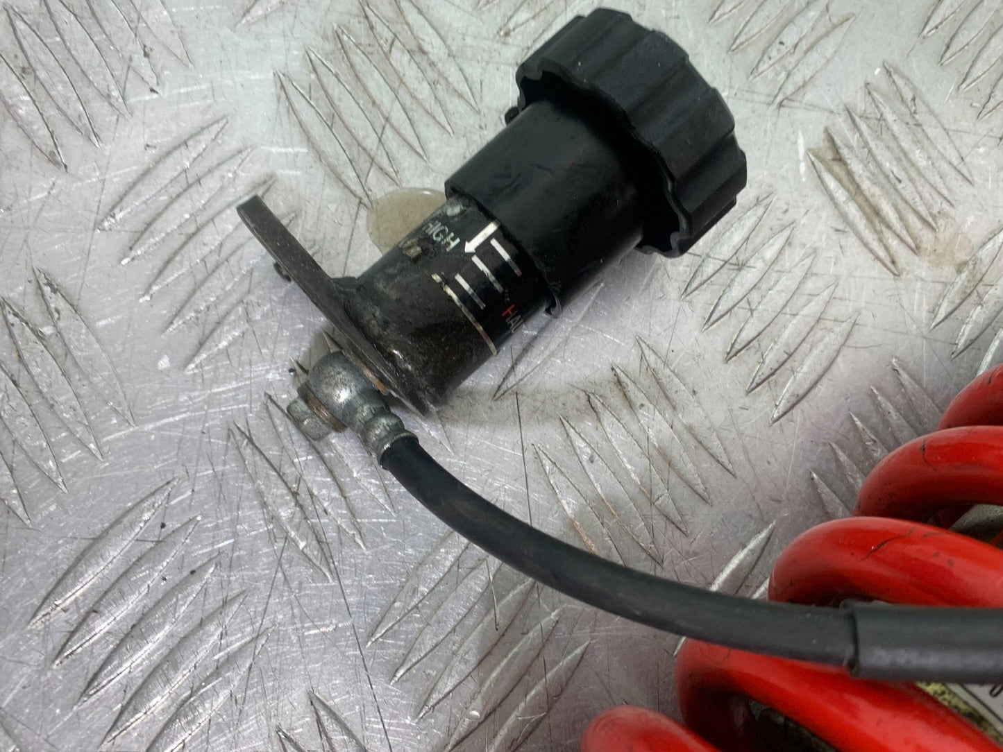 HONDA NTV 600 REVERE REAR SHOCK YEAR 1988-1996  (CMB1281)